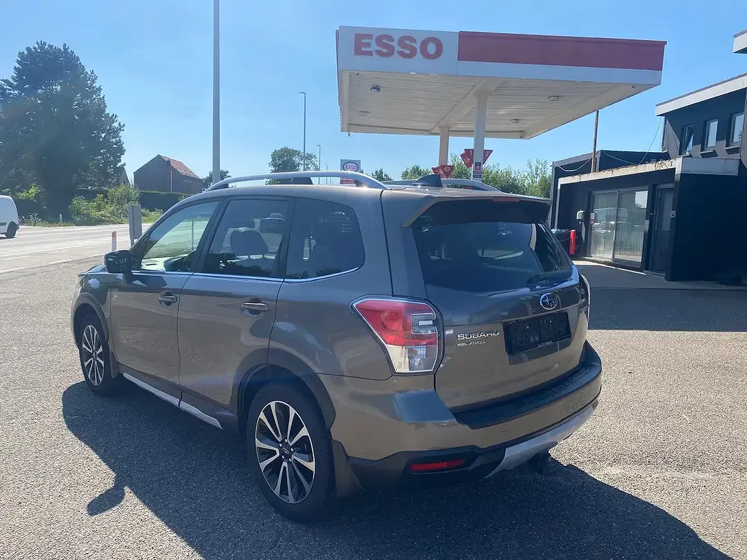 Subaru Forester - Thumbnail 6