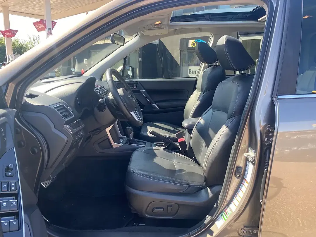 Subaru Forester - Thumbnail 8