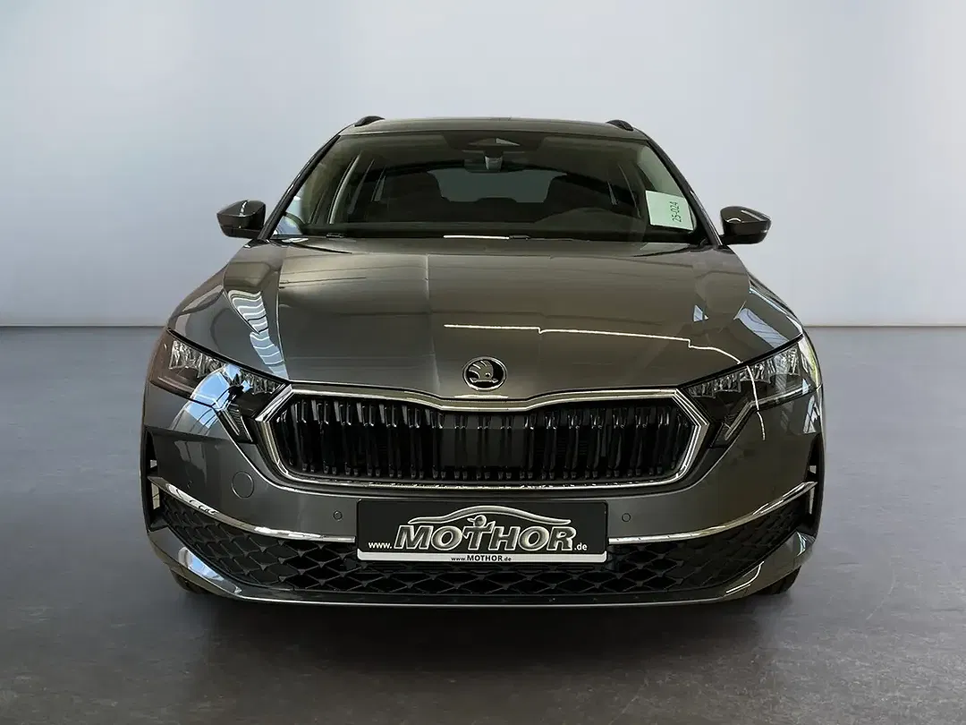Skoda Octavia - Thumbnail 5