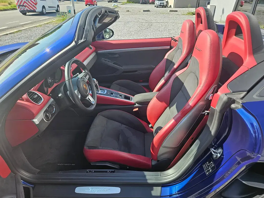 Porsche 718 Spyder - Thumbnail 12