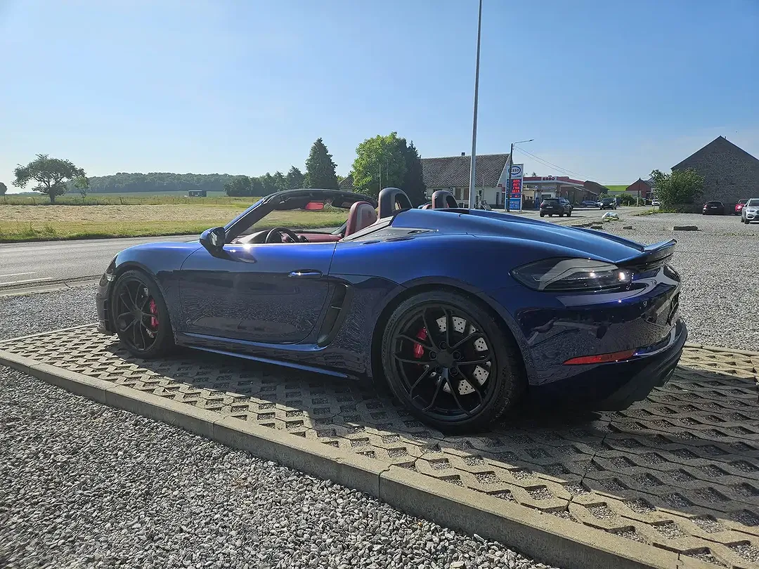 Porsche 718 Spyder - Thumbnail 3