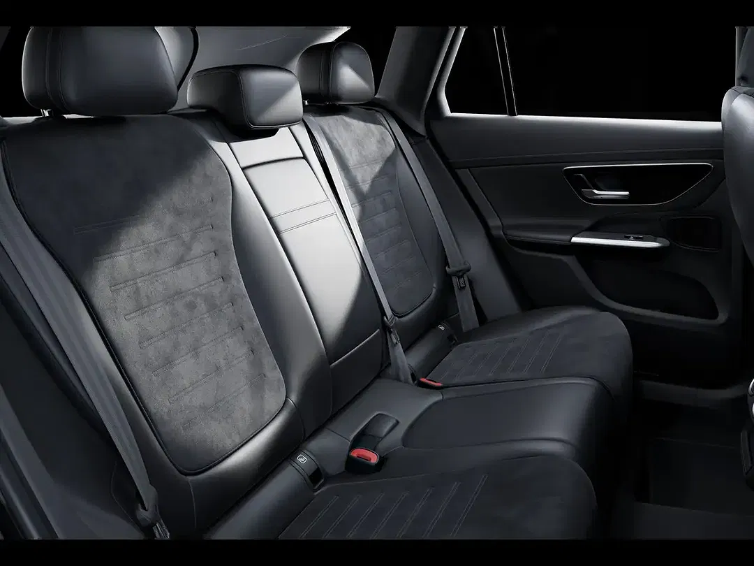 Mercedes-Benz GLC 200 - Thumbnail 11