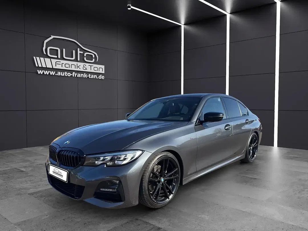 BMW 320 - Afbeelding 1