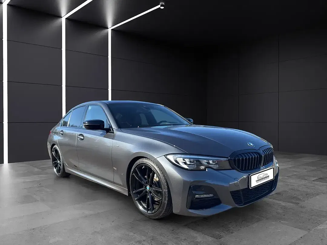 BMW 320 - Thumbnail 7