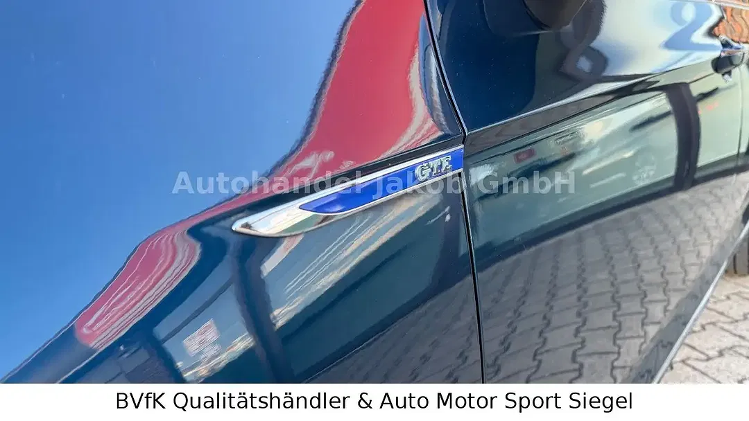Volkswagen Passat Variant - Thumbnail 14