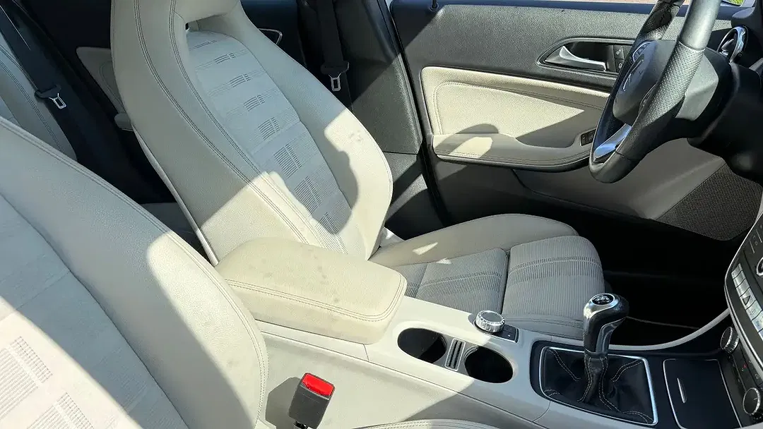 Mercedes-Benz GLA 180 - Thumbnail 6
