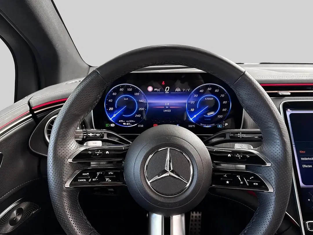Mercedes-Benz EQE 300 - Thumbnail 9