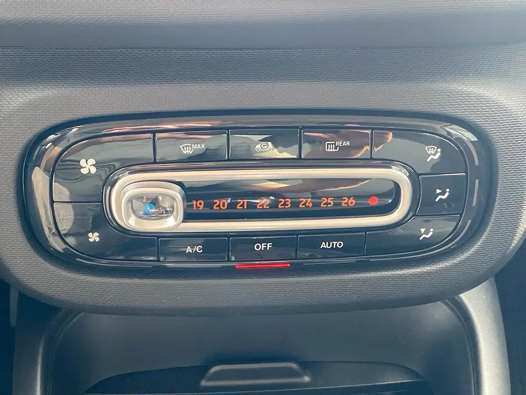 smart forTwo - Thumbnail 13