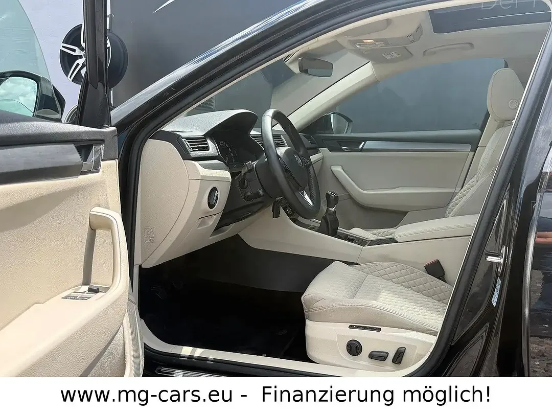 Skoda Superb - Thumbnail 11