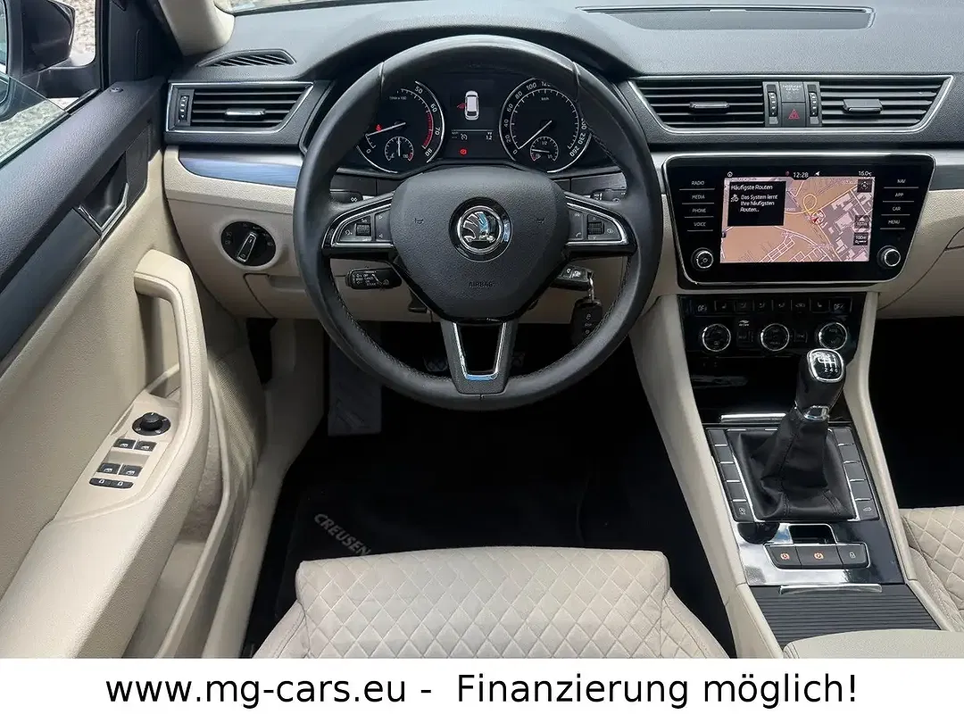 Skoda Superb - Thumbnail 12