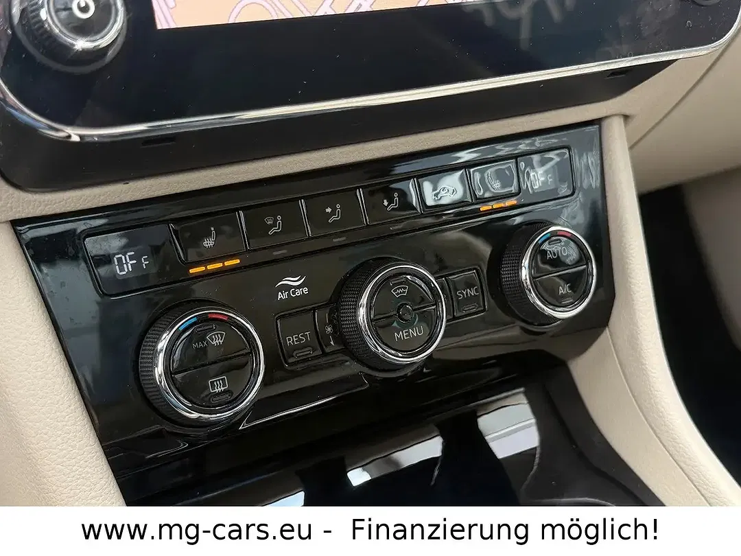 Skoda Superb - Thumbnail 24
