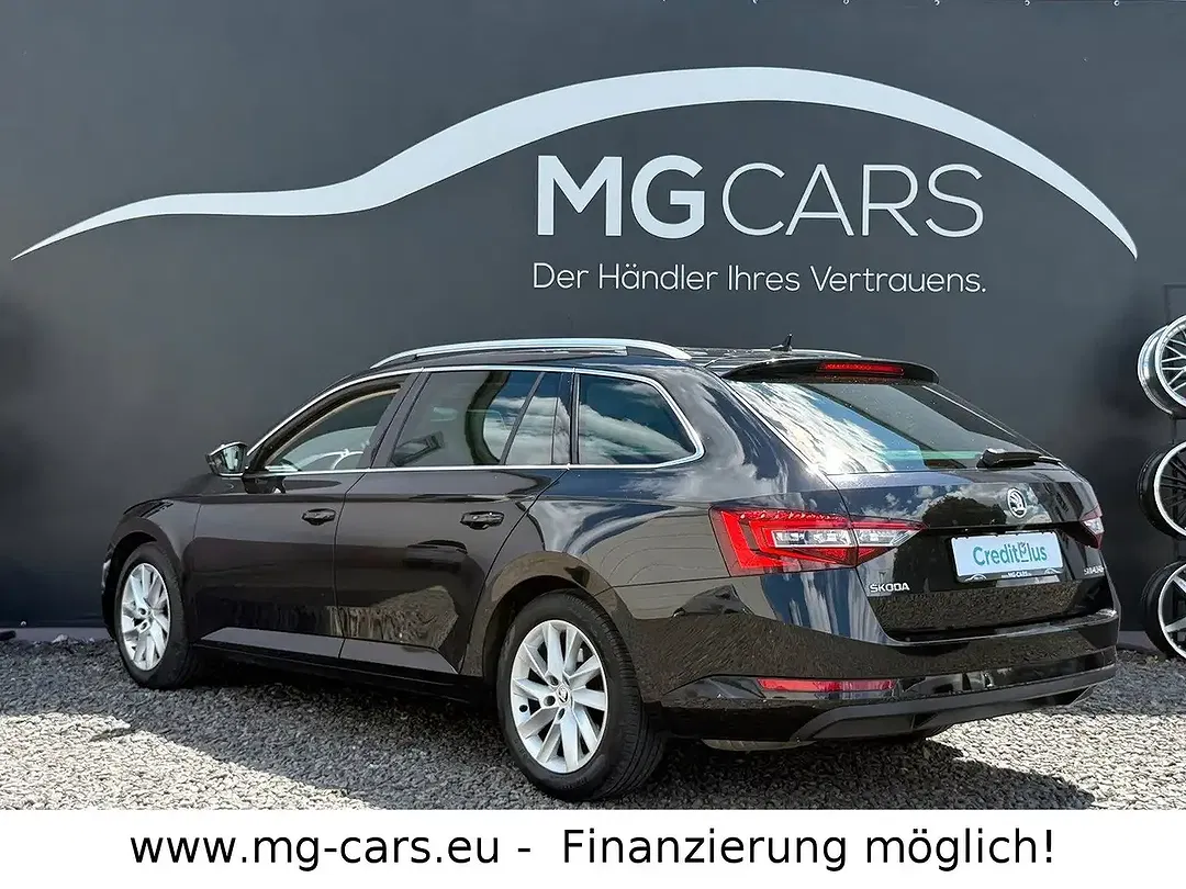 Skoda Superb - Thumbnail 9