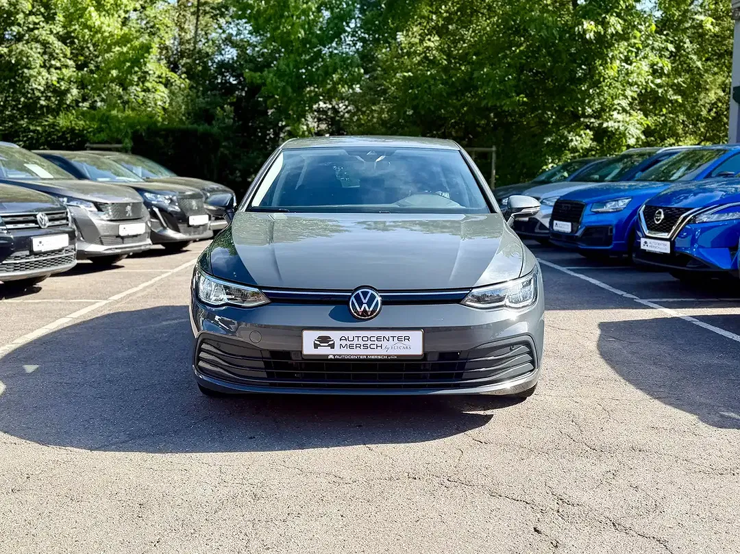 Volkswagen Golf - Thumbnail 2