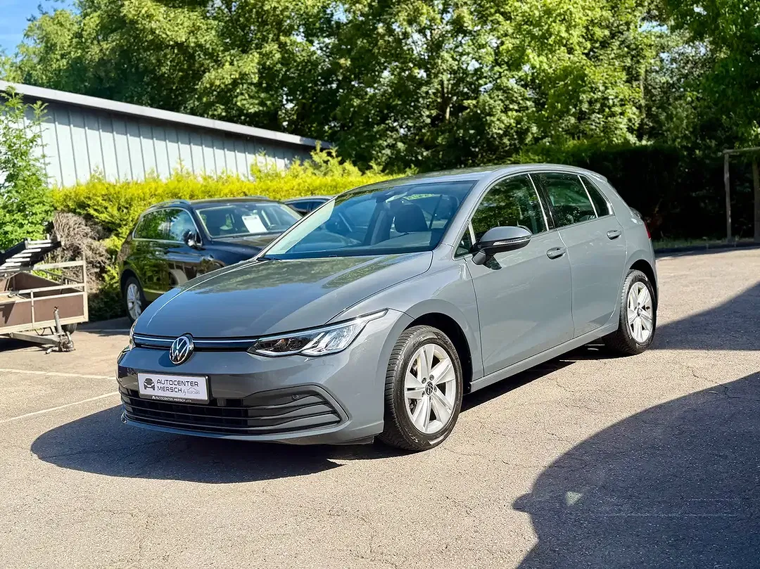 Volkswagen Golf - Thumbnail 3