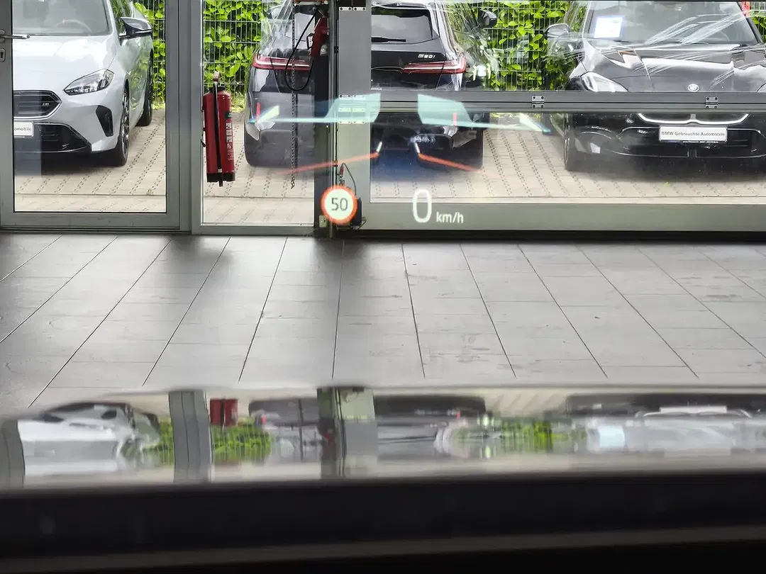 BMW 520 - Thumbnail 10