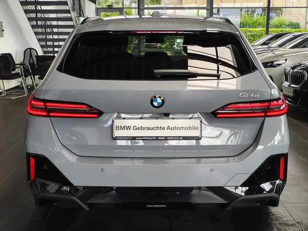 BMW 520 - Thumbnail 5