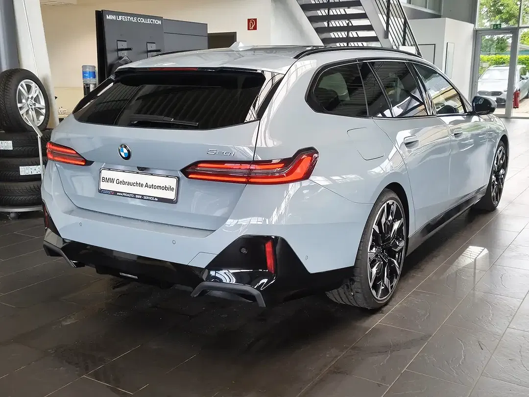 BMW 520 - Thumbnail 7