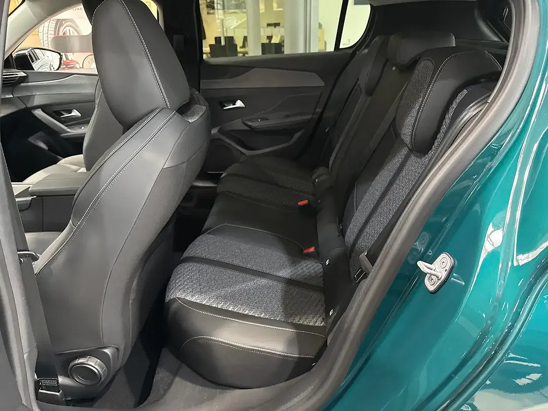 Peugeot 308 - Thumbnail 14