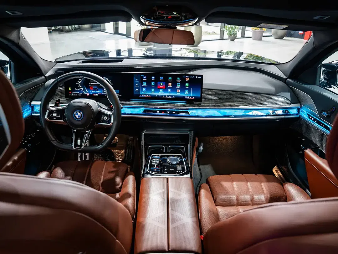 BMW 760 - Thumbnail 12