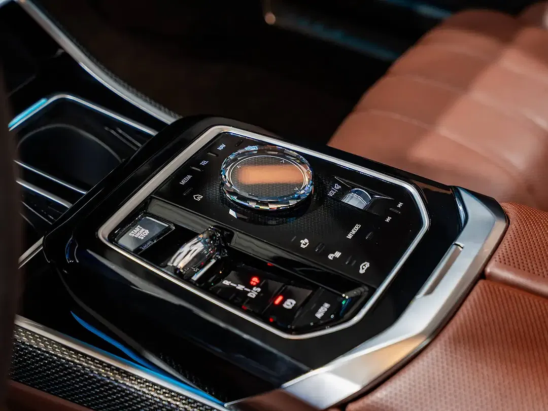 BMW 760 - Thumbnail 13