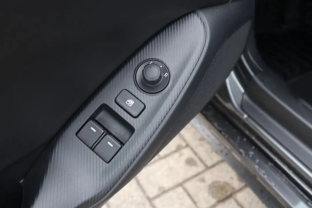 Mazda MX-5 - Thumbnail 11