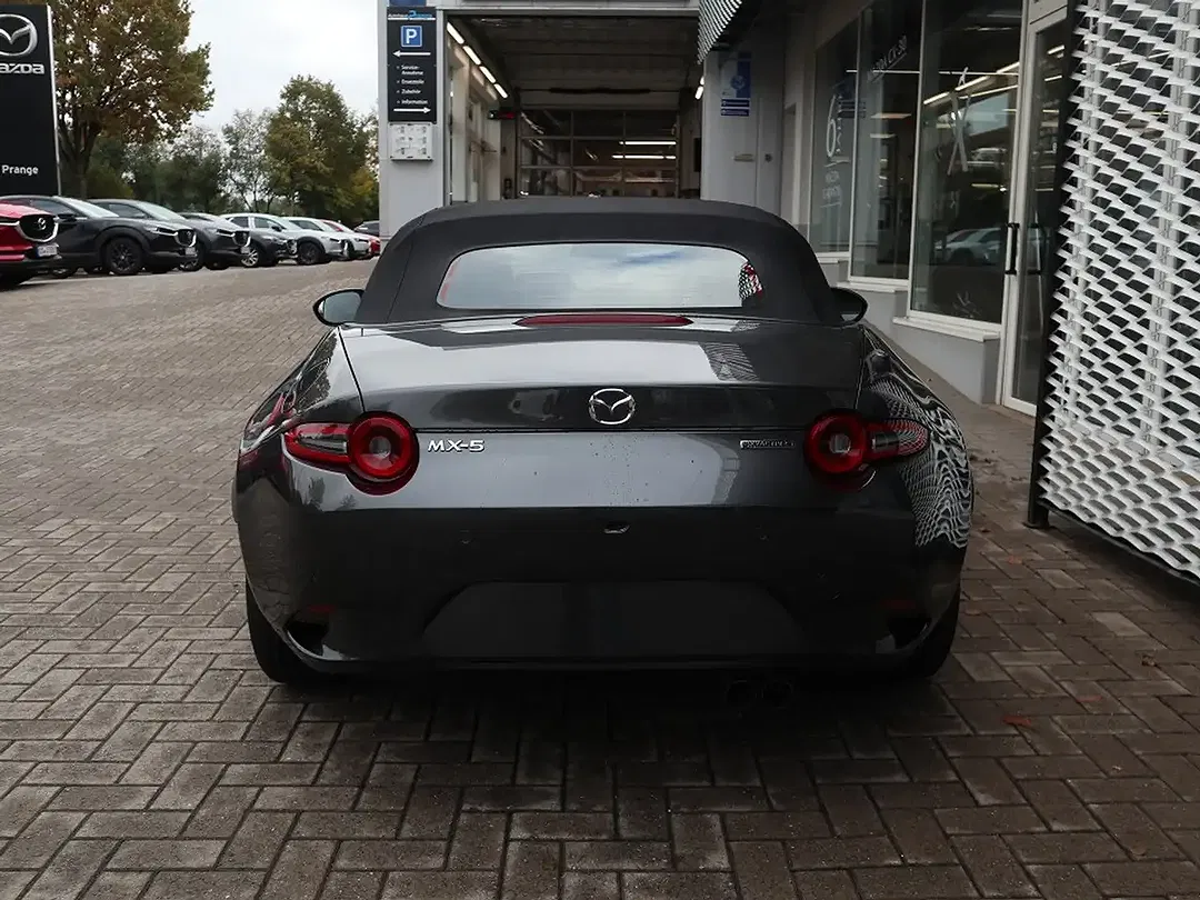 Mazda MX-5 - Thumbnail 5