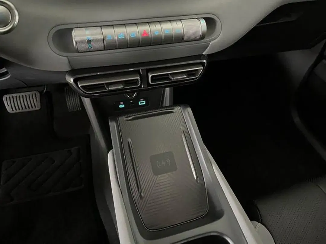 BYD Dolphin - Thumbnail 12