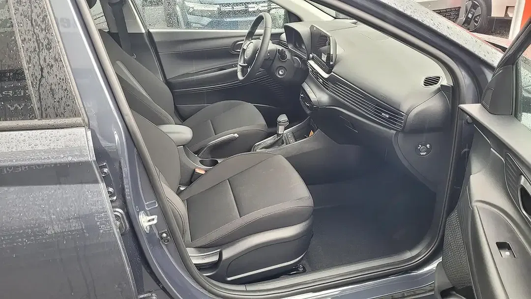 Hyundai i20 - Thumbnail 10