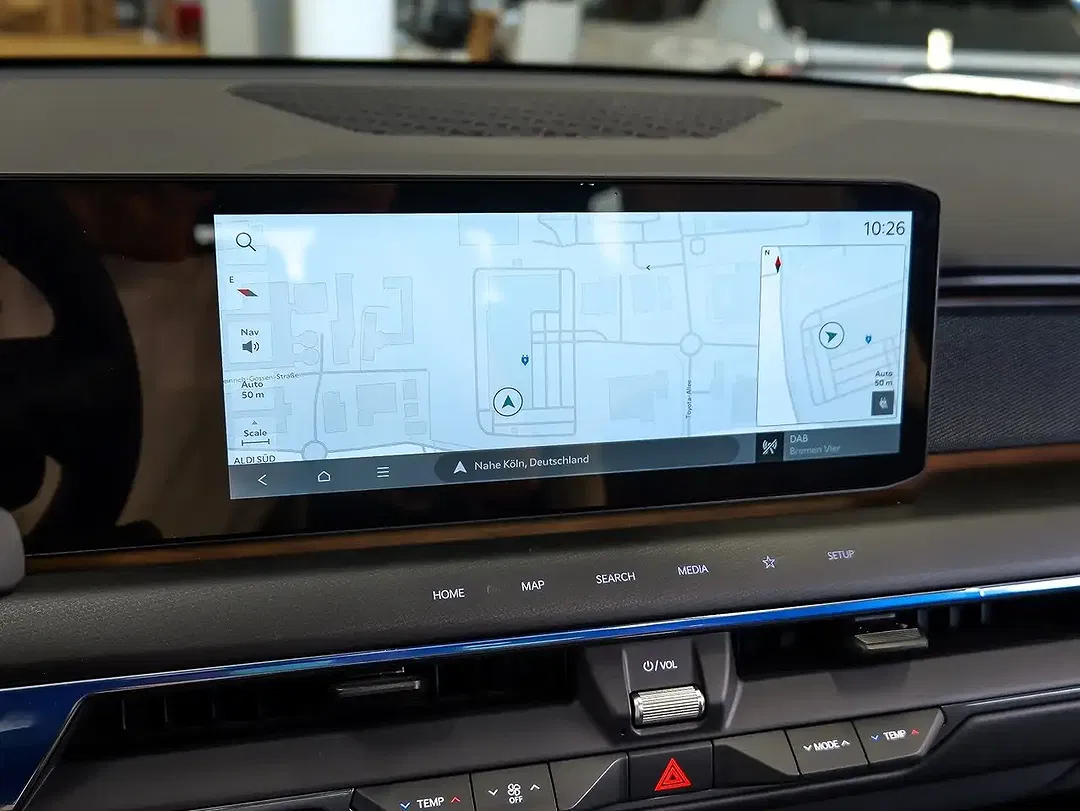Kia EV9 - Thumbnail 8