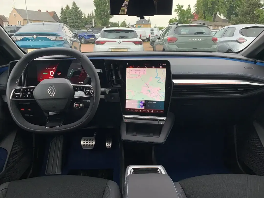 Renault Megane E-Tech - Thumbnail 14