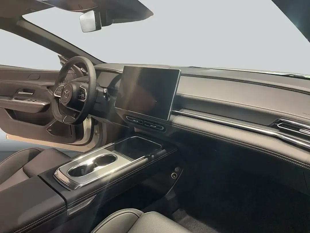 Mazda 6e - Thumbnail 13