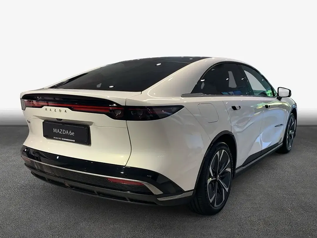 Mazda 6e - Thumbnail 2