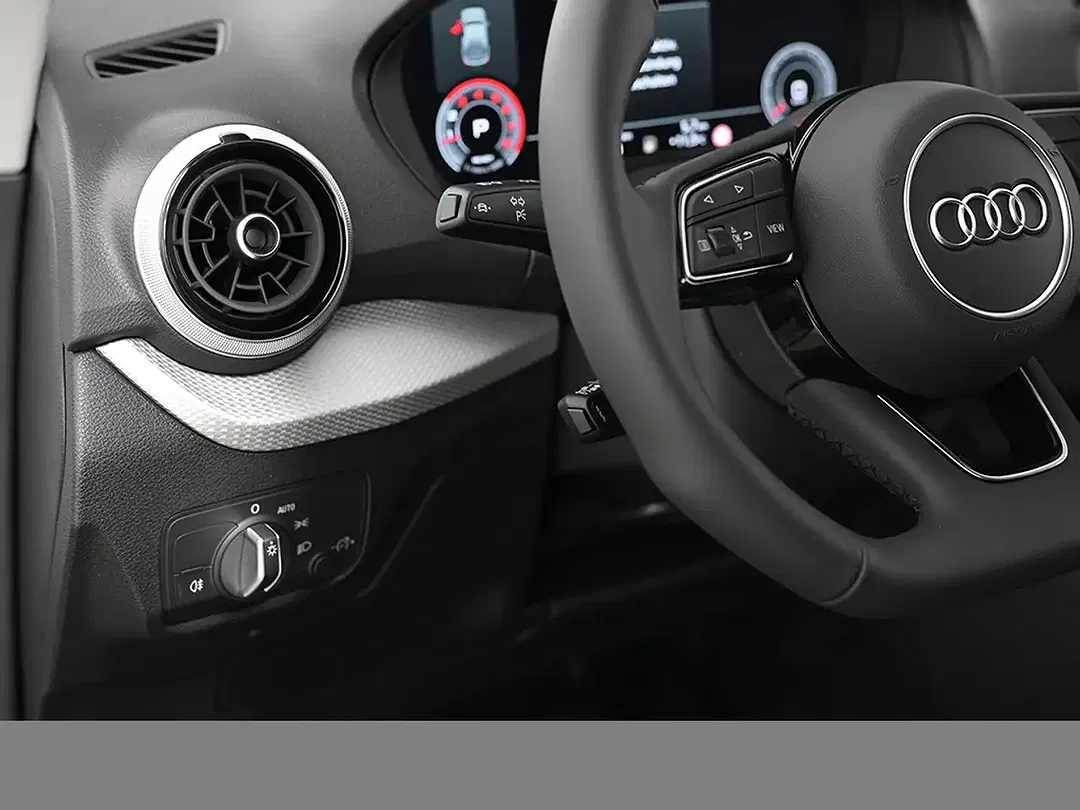 Audi Q2 - Thumbnail 9