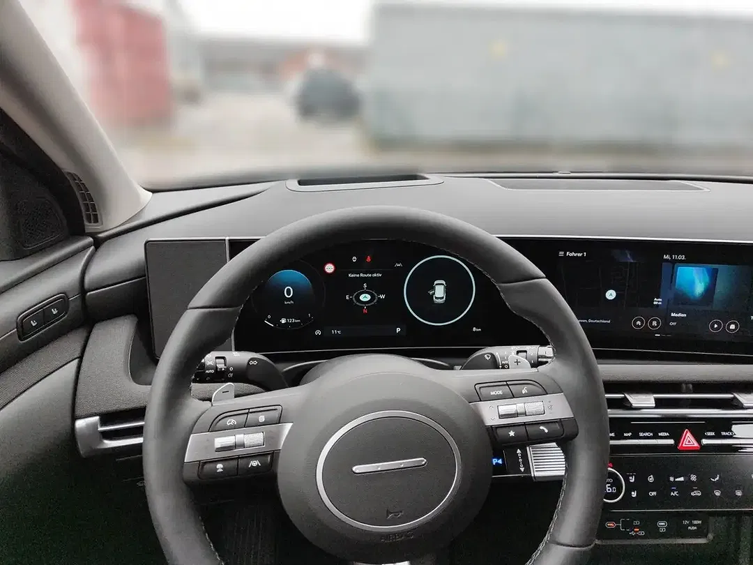 Hyundai TUCSON - Thumbnail 8
