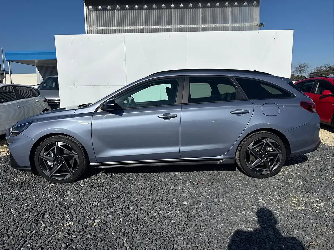 Hyundai i30 - Thumbnail 2