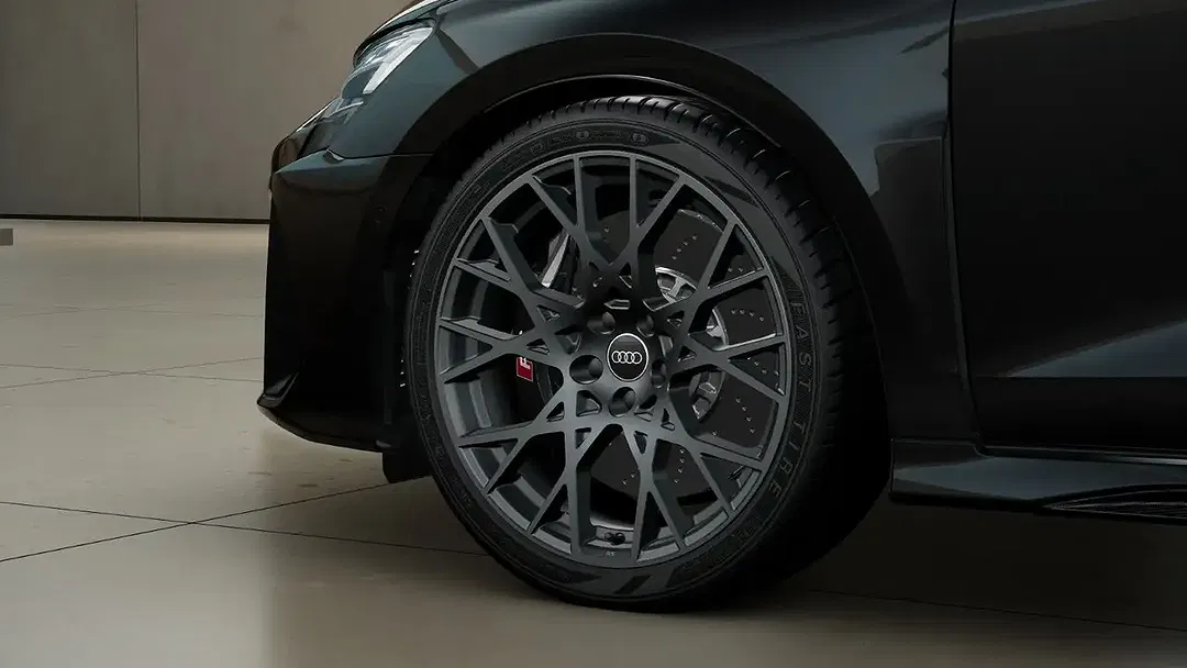Audi RS3 - Thumbnail 2