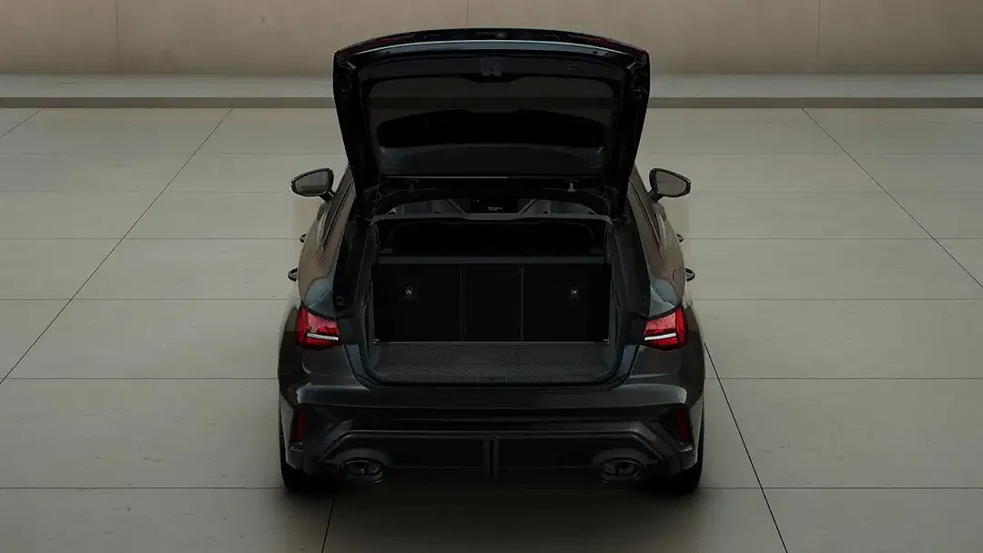 Audi RS3 - Thumbnail 5