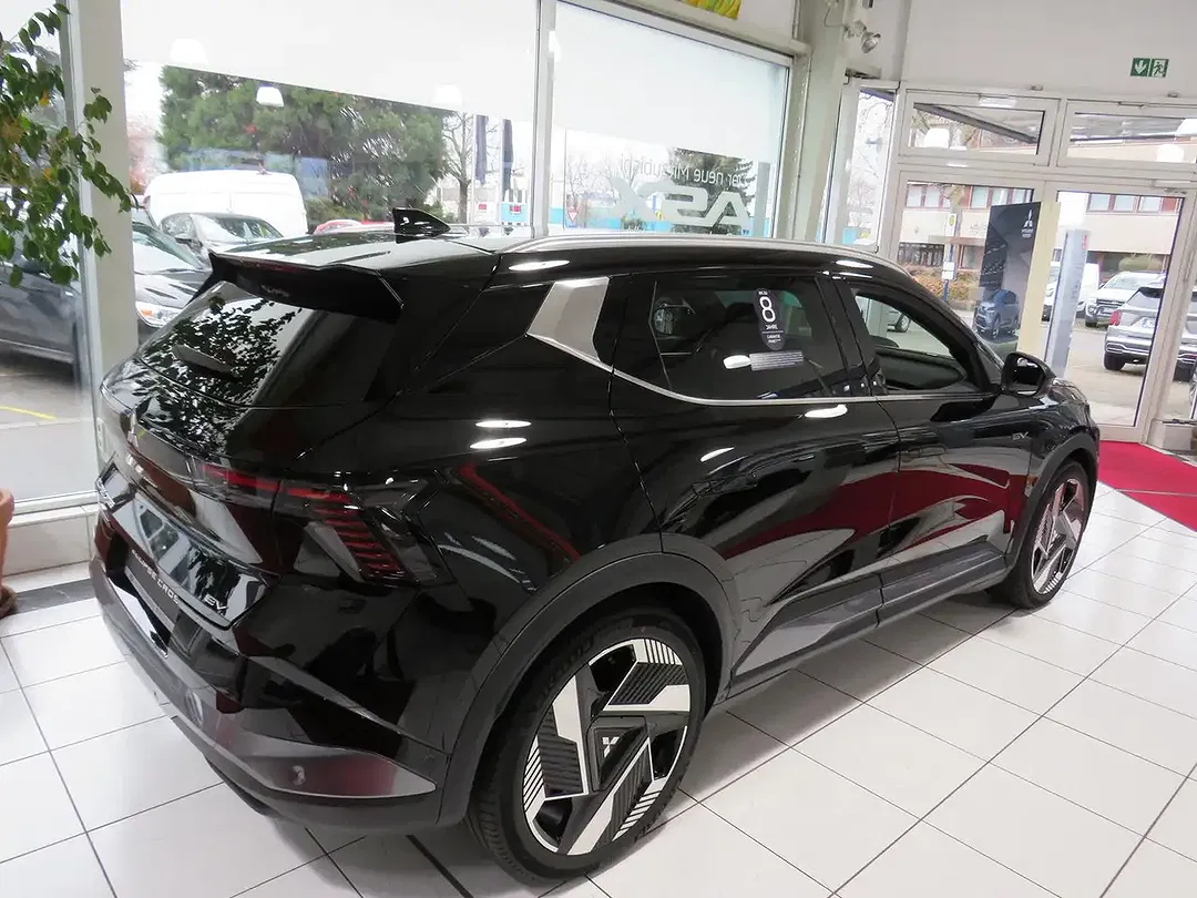 Mitsubishi Eclipse Cross - Thumbnail 5
