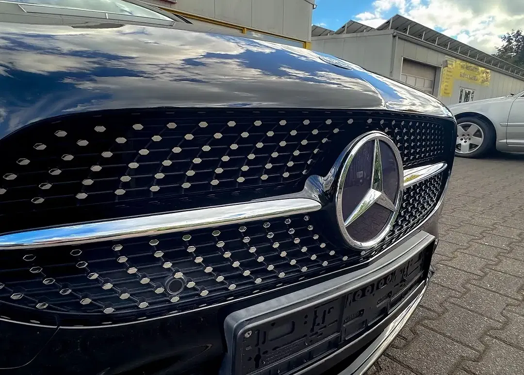 Mercedes-Benz A 200 - Thumbnail 8