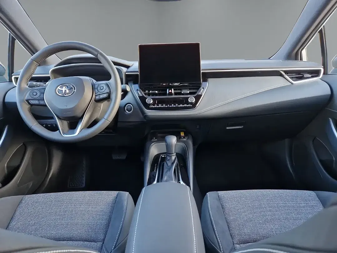 Toyota Corolla - Thumbnail 13