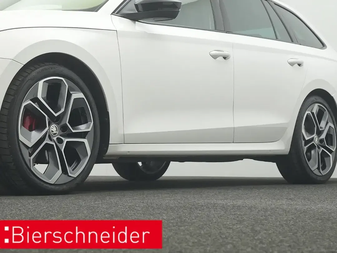 Skoda Octavia - Thumbnail 32