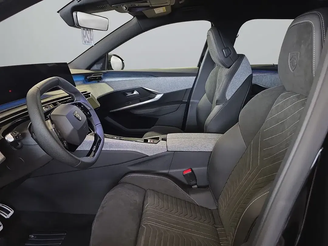 Peugeot 5008 - Thumbnail 9
