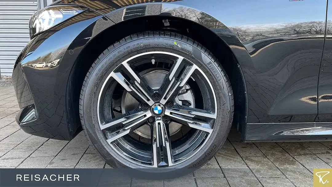 BMW 320 - Thumbnail 3