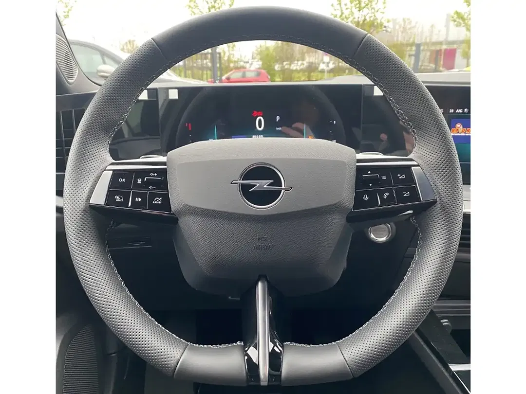 Opel Astra - Thumbnail 12