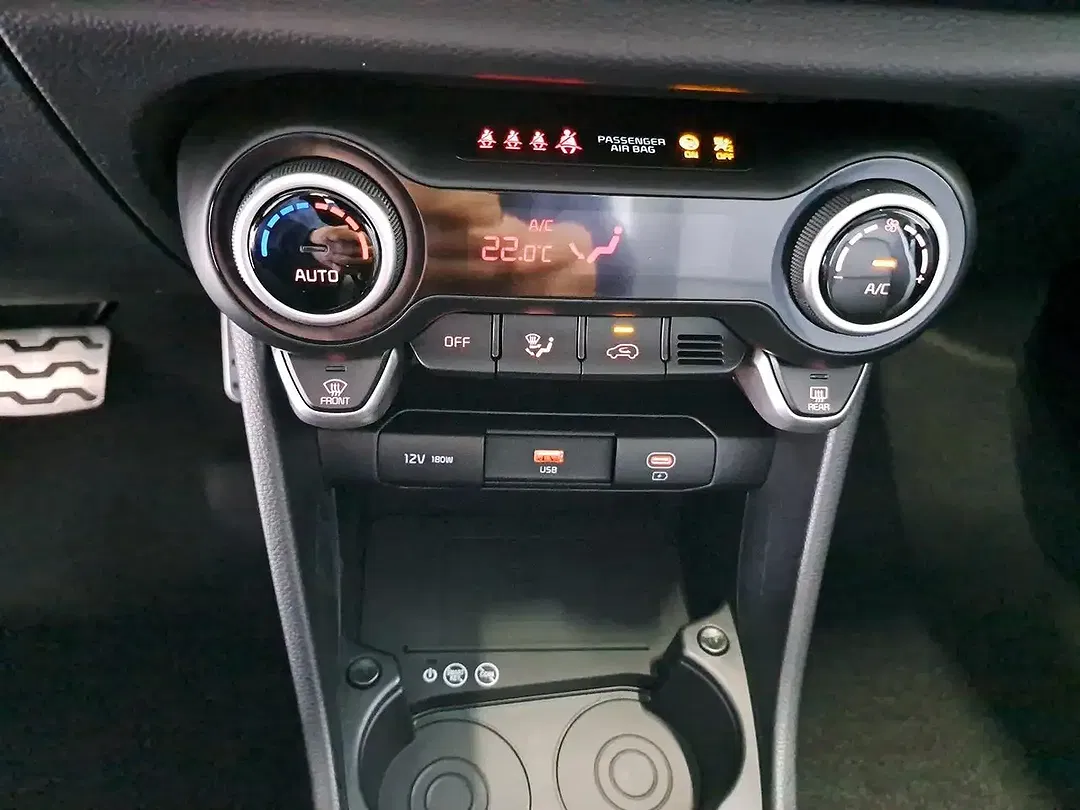 Kia Picanto - Thumbnail 12