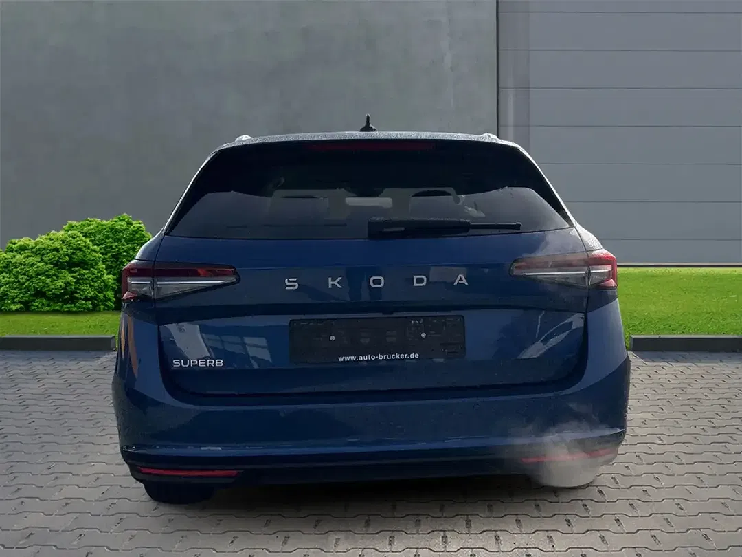 Skoda Superb - Thumbnail 3