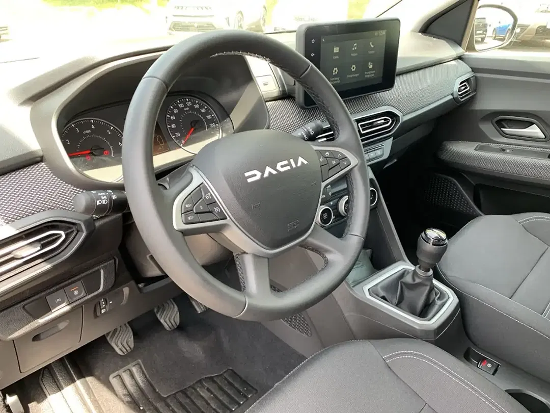 Dacia Sandero - Thumbnail 10