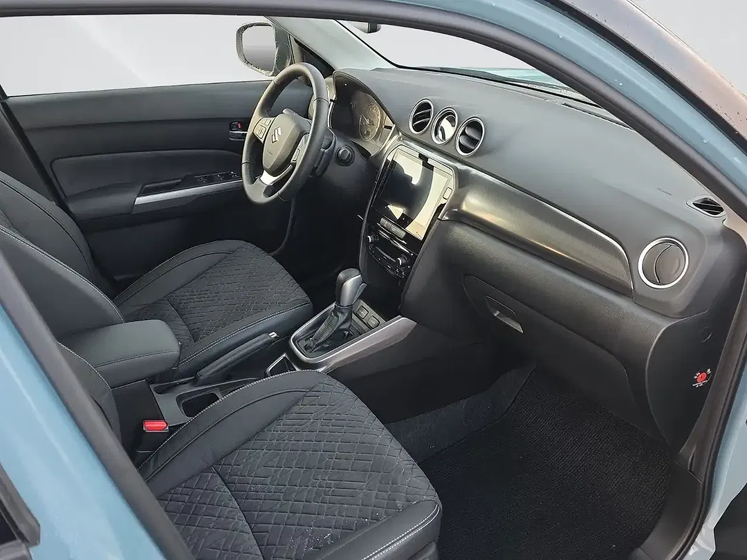 Suzuki Vitara - Thumbnail 13