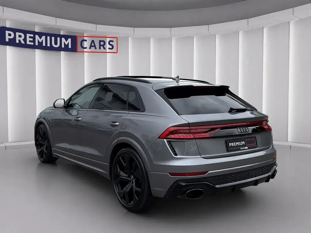 Audi RS Q8 - Thumbnail 3