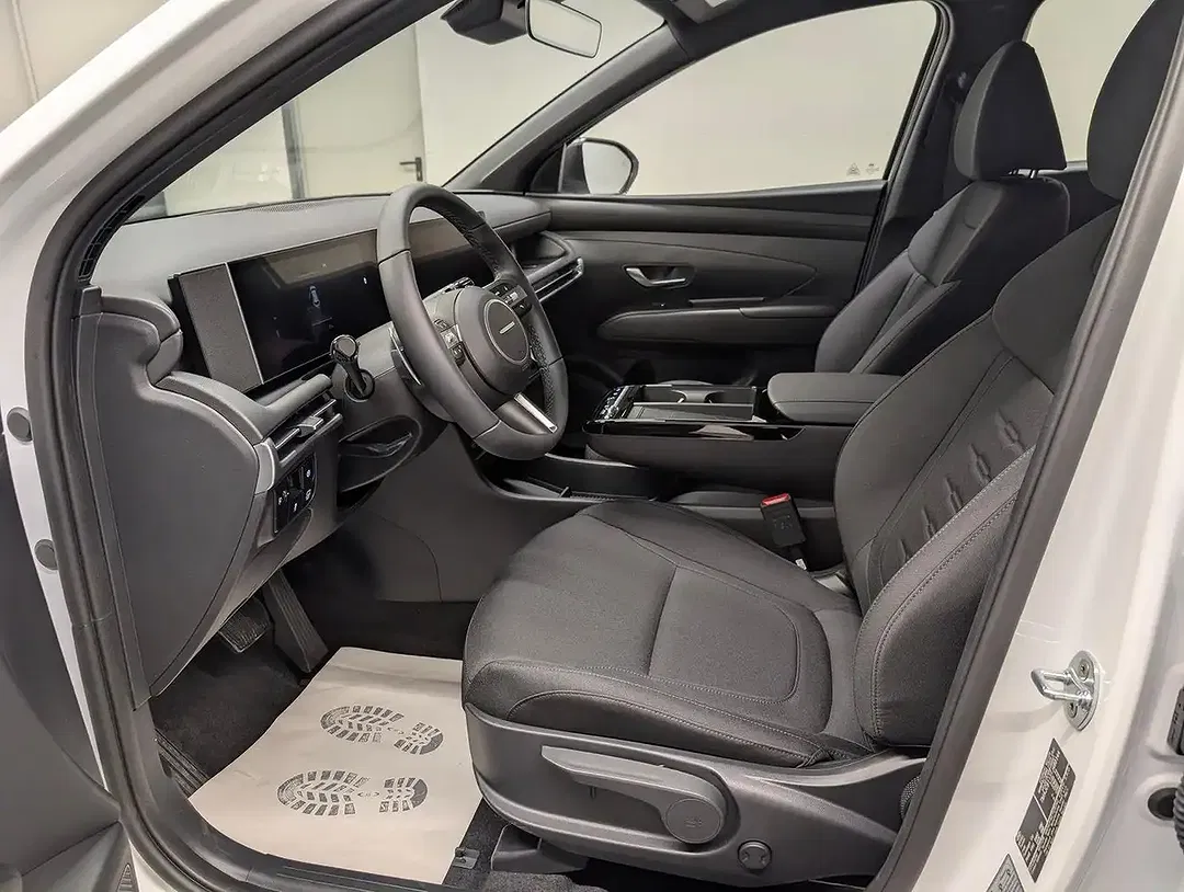 Hyundai TUCSON - Thumbnail 9